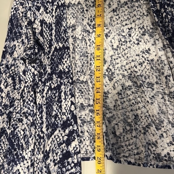 BELLE by Kim Gravel Open Cardigan with Long Front - Picture 6 of 8